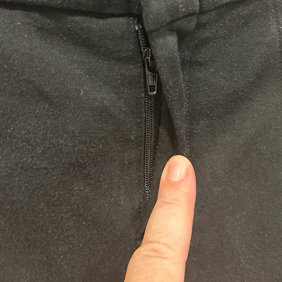 Vince The Italy Ponte Ankle Zipper‎ Ponte Skinny Pants in Black size 6 - Picture 6 of 11